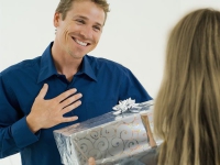 Как сделать правильный подарок мужчине