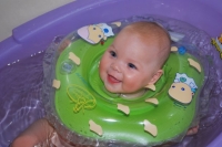 Круг для купания младенцев - на радость маме и малышу