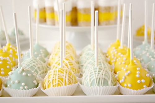 Вкуснейшие Cake Pops в роли свадебного десерта